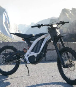 Electric Bicycle 3-Hour Fast Charge. 140 km Range - X260
